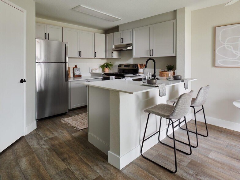 More Photos Of 2231 NE Bridgecreek Ave, Vancouver Apartments For Sale