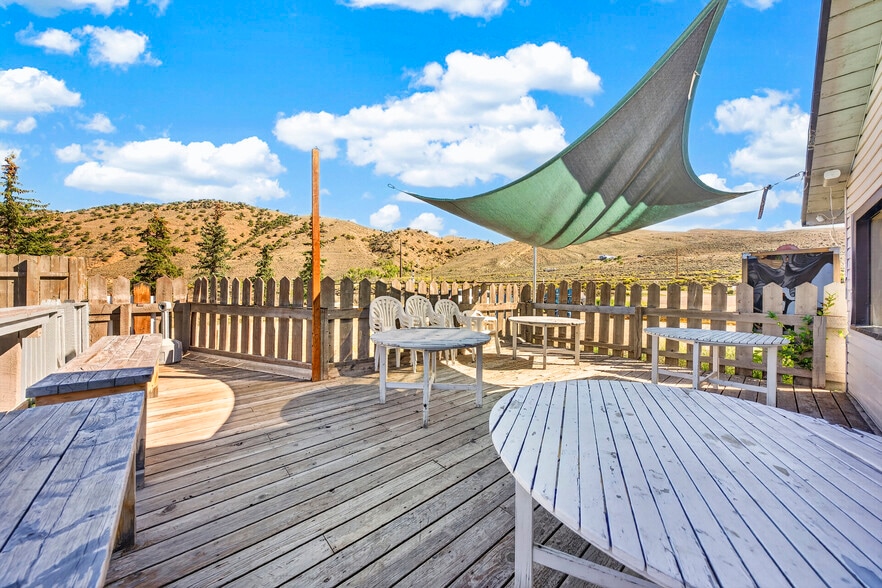 More Photos Of 146 1st Ave, Parshall Bar For Sale