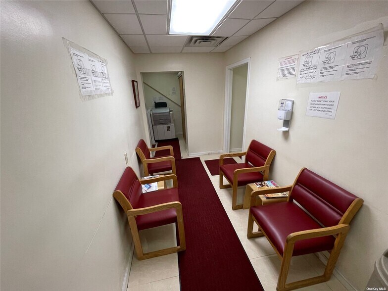 More Photos Of 11614 Myrtle Ave, Richmond Hill Medical For Sale