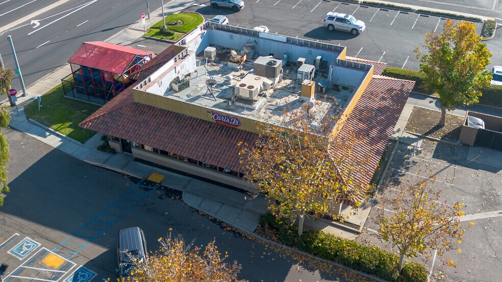 More Photos Of 6767 N 1st St, Fresno Fast Food For Sale