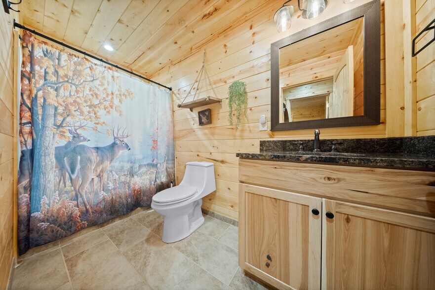 More Photos Of 325 Sinking Rd, Argillite Trailer Camper Park For Sale