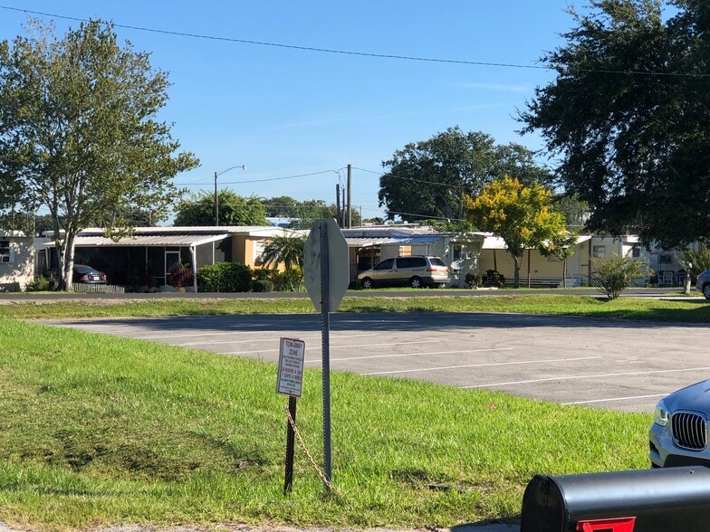 More Photos Of 2627 Lehigh Ave, Kissimmee Specialty For Sale