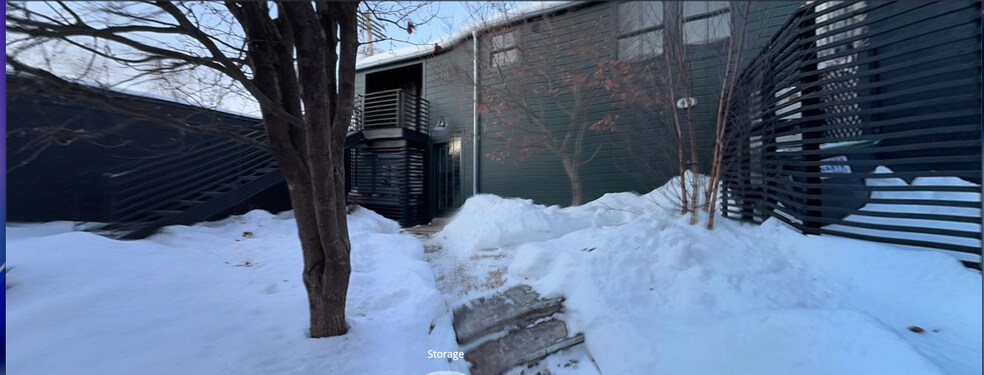 More Photos Of 620 1/2 Warren St, Hudson General Retail For Lease