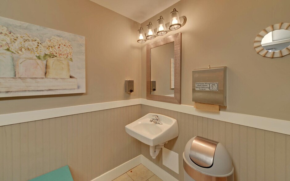 More Photos Of 8835 Toccoa Hwy, Westminster Restaurant For Sale