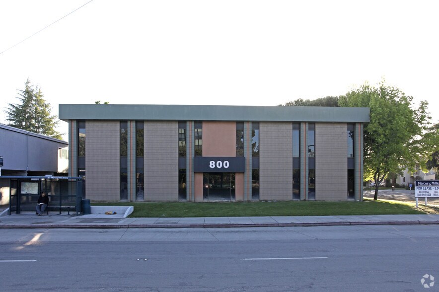 More Photos Of 800 N 1st St, San Jose Office For Lease