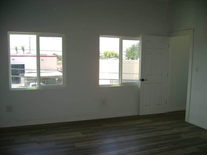 More Photos Of 5939-5941 Clara St, Bell Gardens Manufacturing For Lease