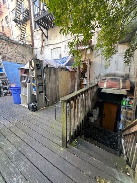 More Photos Of 296 5th Ave, Brooklyn Storefront Retail Residential For Lease