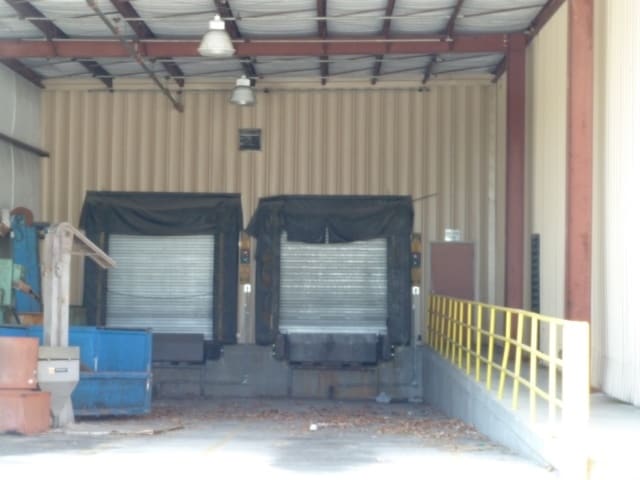 More Photos Of 345 Marshall, Wytheville Warehouse For Lease