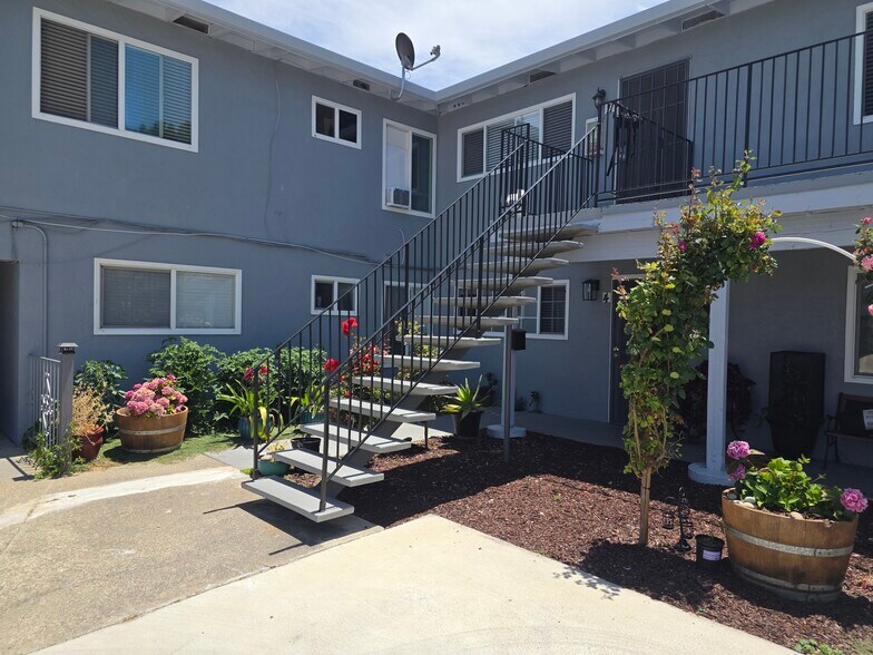 More Photos Of 257 Poplar Ave, Hayward Apartments For Sale