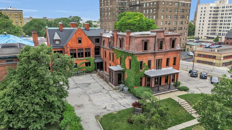 More Photos Of 556-564 Franklin St, Buffalo Medical For Sale