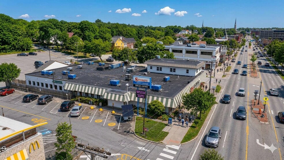 Primary Photo Of 427 Main St, Bangor Restaurant For Sale