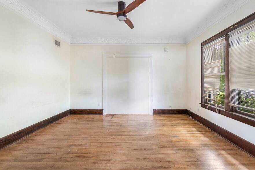 More Photos Of 402 N Federal Hwy, Lake Worth Apartments For Sale