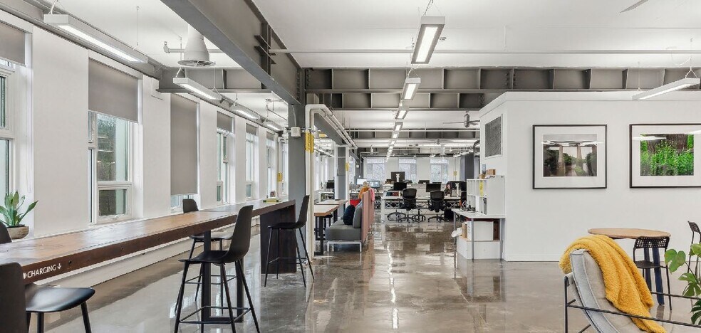 More Photos Of 550 Bayview Ave, Toronto Office For Lease