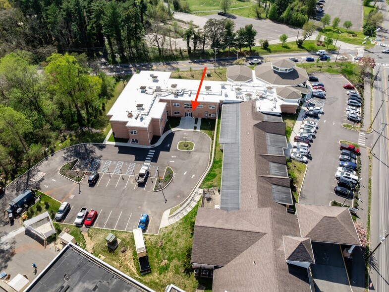 More Photos Of 685 Salina Rd, Sewell Healthcare For Sale