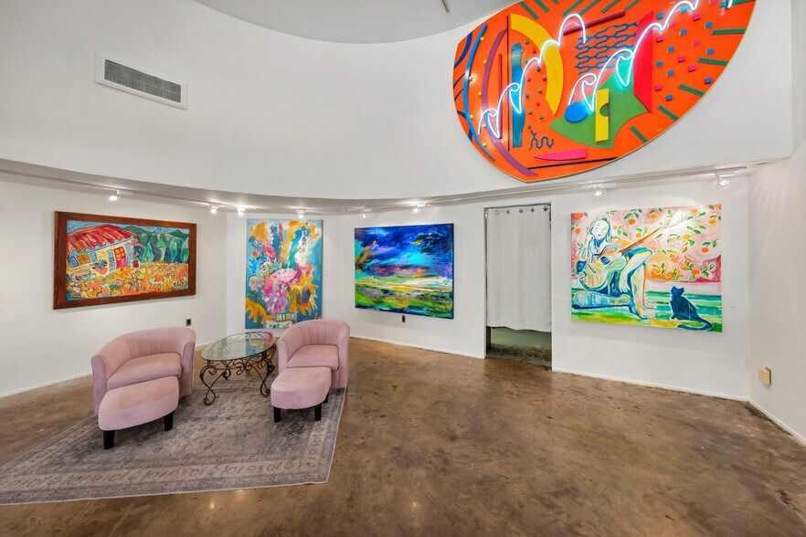 More Photos Of 515 22nd St, Galveston General Retail For Sale