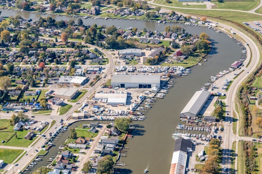 More Photos Of 30099 S River Rd, Harrison Township Marina For Sale