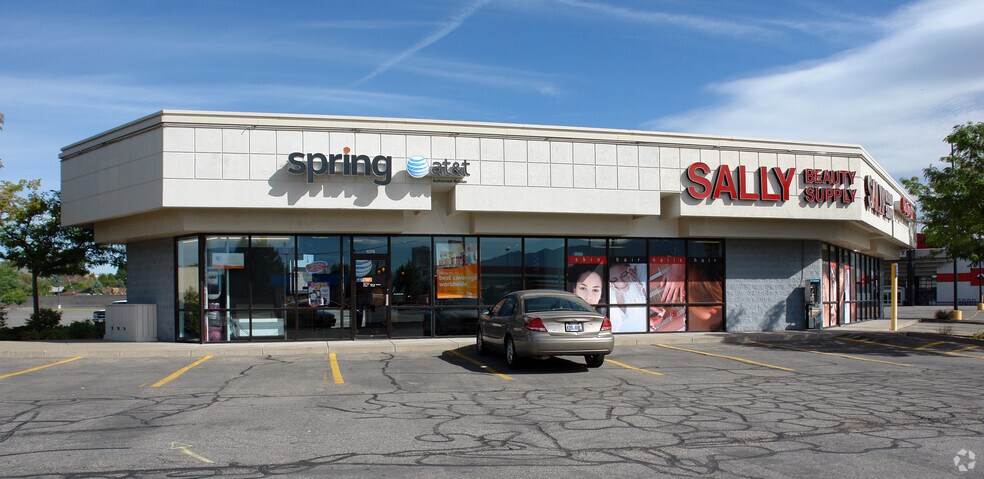 More Photos Of 1074-1078 W Riverdale Rd, Riverdale Freestanding For Lease