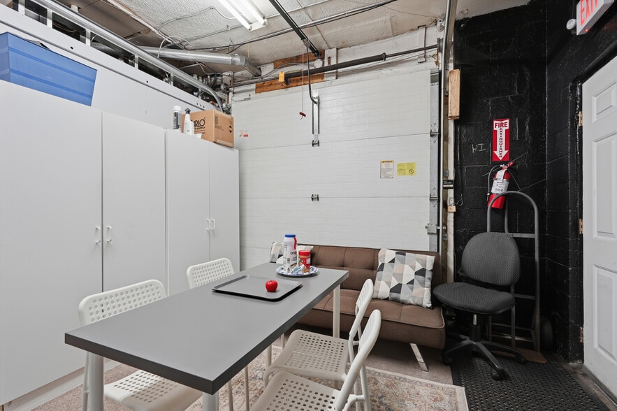 More Photos Of 23589-23593 Van Born Rd, Taylor Freestanding For Sale