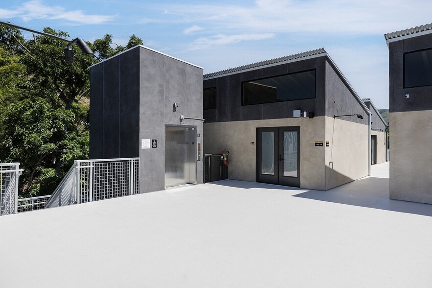 More Photos Of 20412 Laguna Canyon Rd, Laguna Beach Apartments For Sale