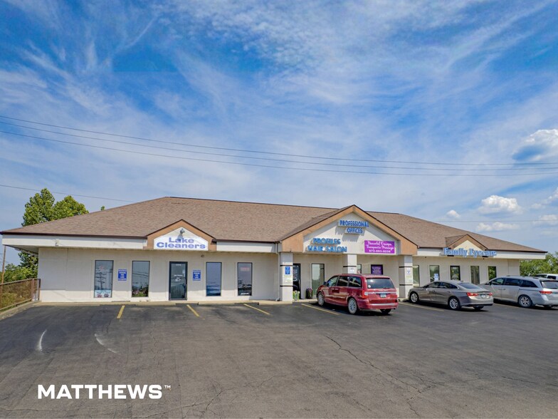 More Photos Of 3251 Bagnell Dam Blvd, Lake Ozark Office For Sale