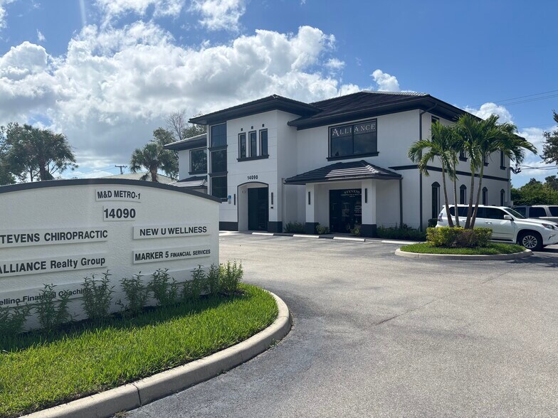 Primary Photo Of 14090 Metropolis Ave, Fort Myers Medical For Lease