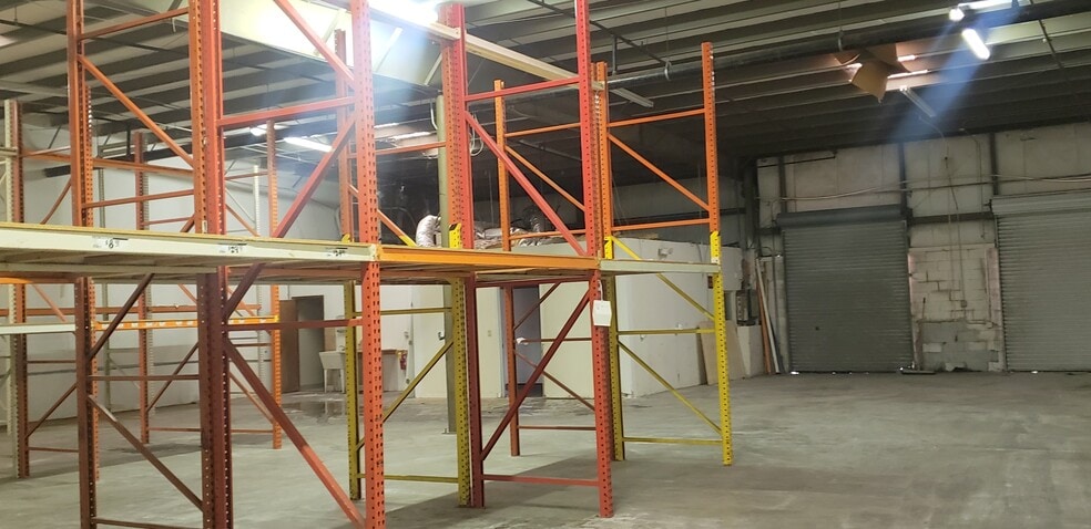 More Photos Of 10207-10235 General Dr, Orlando Warehouse For Lease