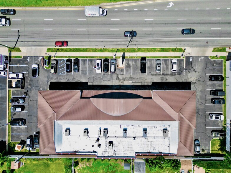 More Photos Of 5050 Sunrise Hwy, Massapequa Park Storefront Retail Office For Sale