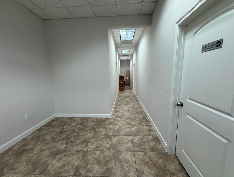 More Photos Of 424 Luna Bella Ln, New Smyrna Beach Apartments For Sale