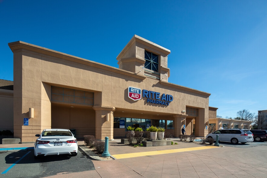 Primary Photo Of 2100 Contra Costa Blvd, Pleasant Hill Unknown For Lease