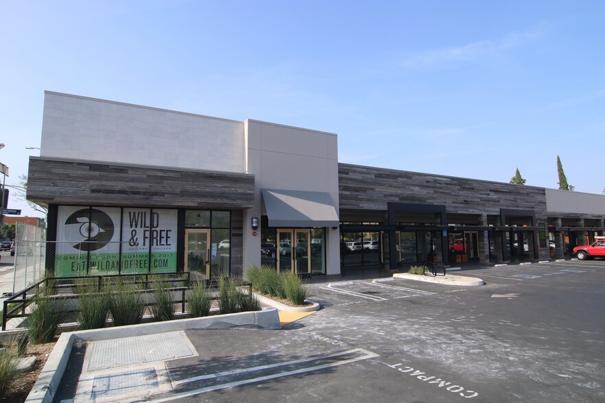 More Photos Of 4550-4578 Van Nuys Blvd, Sherman Oaks General Retail For Lease
