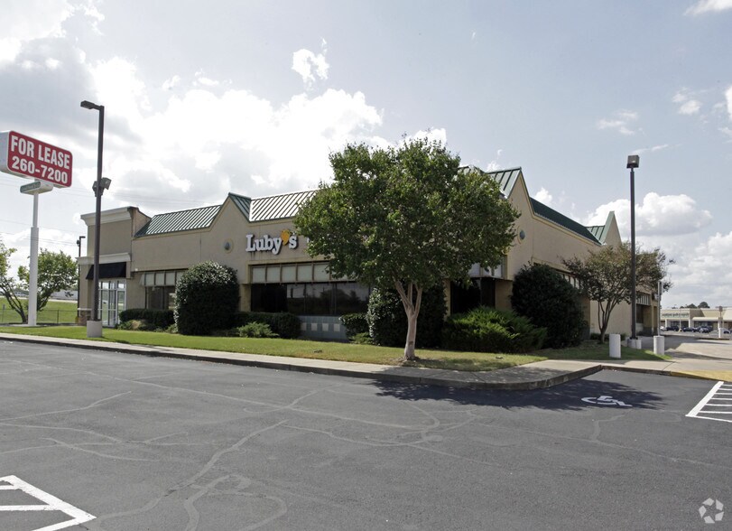 More Photos Of 5240 Summer Ave, Memphis Restaurant For Lease