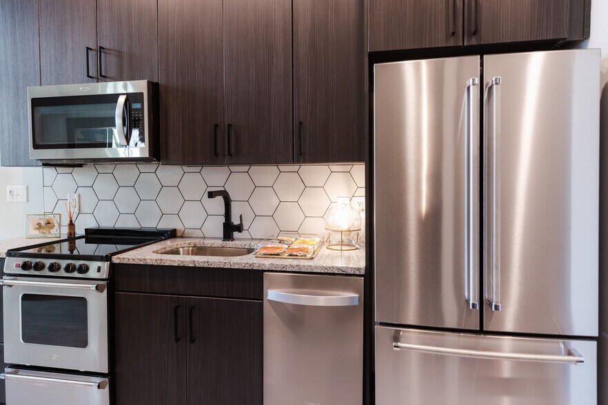 More Photos Of 1425 Winnifred St, Charlotte Apartments For Lease