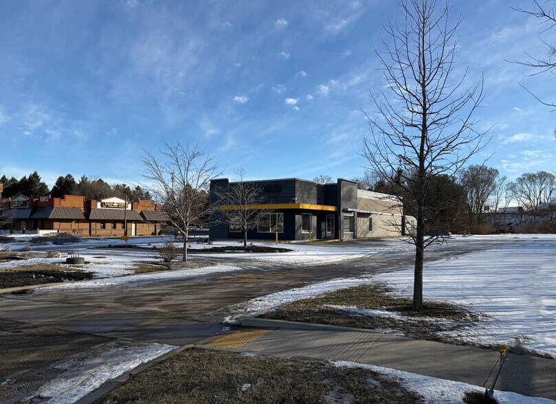 More Photos Of 4661 Red Arrow Hwy, Stevensville Fast Food For Lease