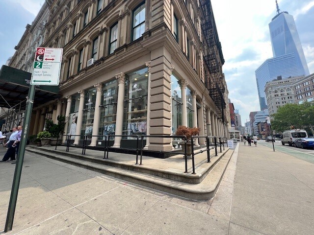 More Photos Of 115-123 W Broadway, New York Apartments For Lease