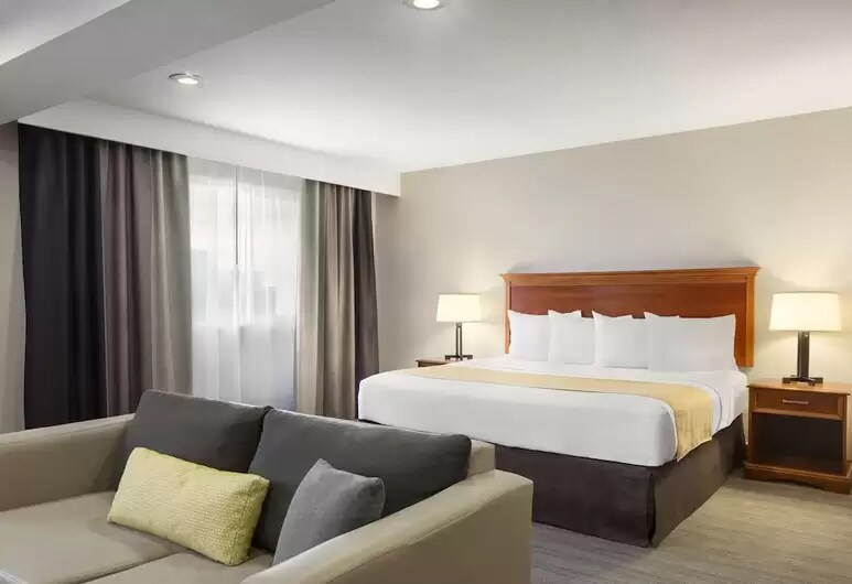 More Photos Of 664 Chase Blvd, Sidney Hotel For Sale
