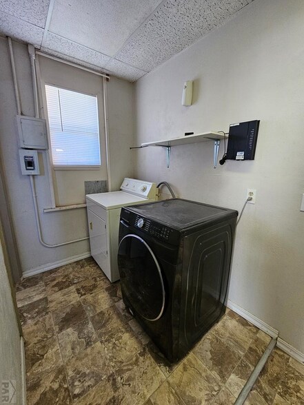 More Photos Of 965 Main St, Springfield Apartments For Sale