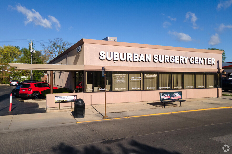 Primary Photo Of 1950 N Harlem Ave, Elmwood Park Medical For Sale