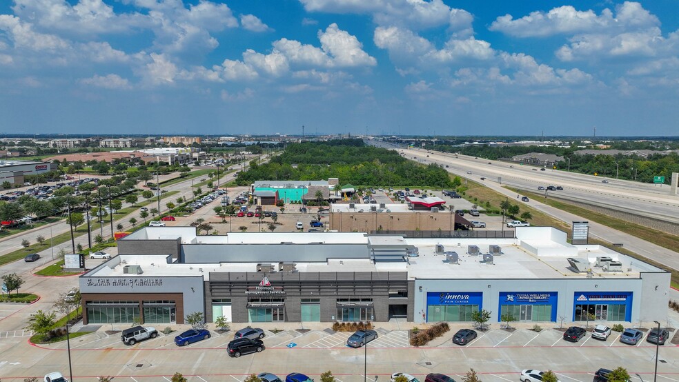 More Photos Of 3569 Business Center Dr, Pearland Storefront Retail Office For Lease