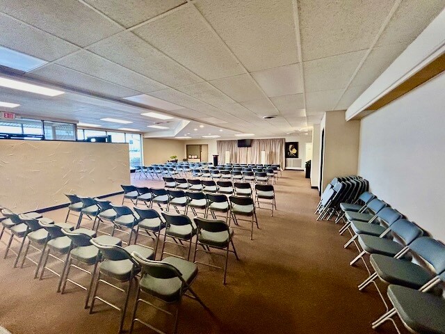 More Photos Of 2455 Stanley Ave, Dayton Auto Dealership For Sale