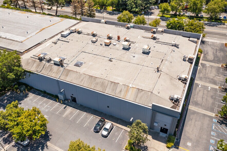 More Photos Of 1401 Parkmoor Ave, San Jose Office For Lease