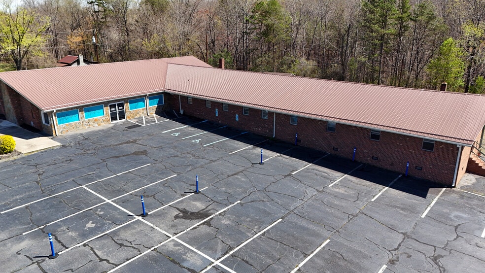 More Photos Of 259 Belvue Dr, Mount Airy Religious Facility For Sale