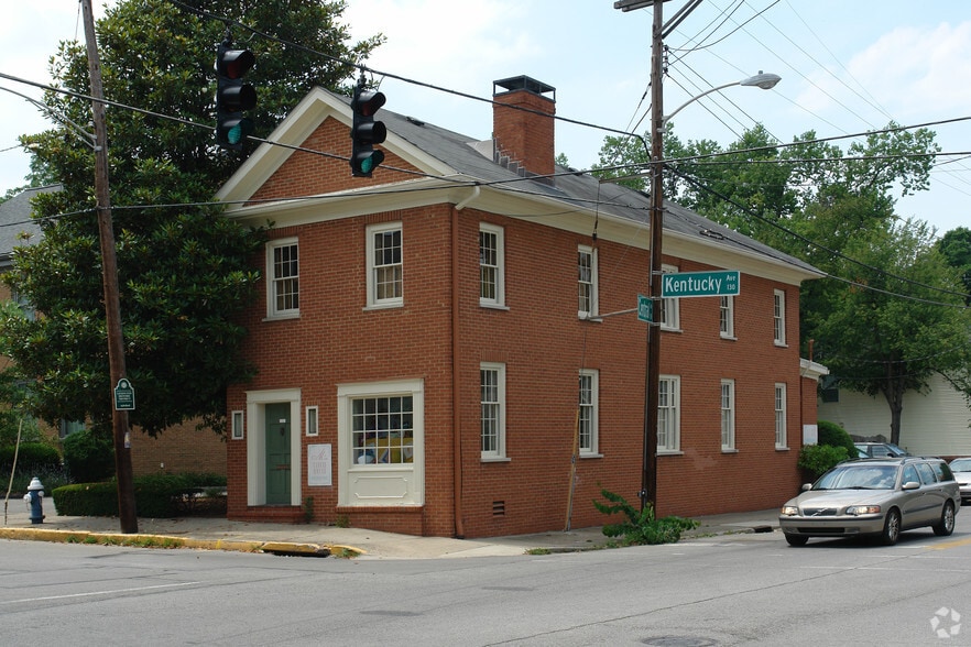 Primary Photo Of 131 Kentucky Ave, Lexington Freestanding For Sale
