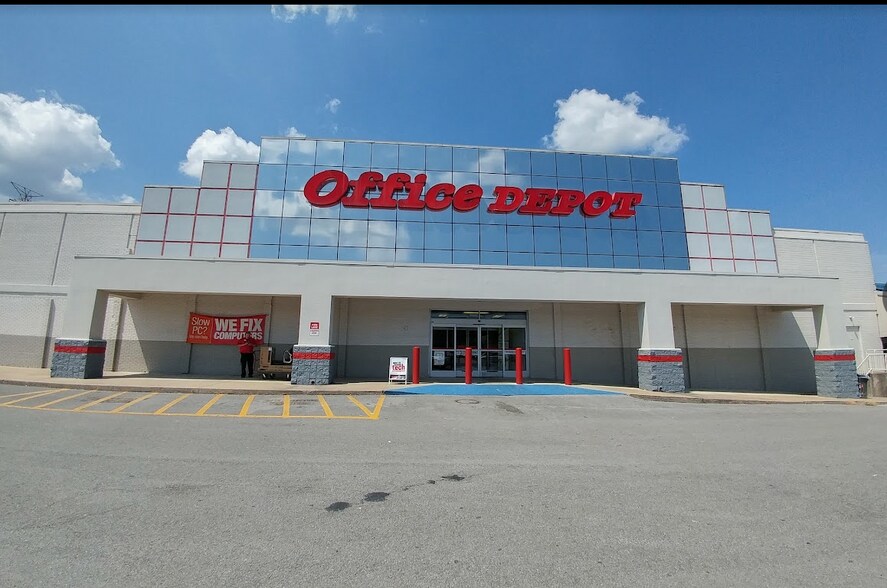 More Photos Of 731 Battlefield Pky, Fort Oglethorpe General Retail For Lease