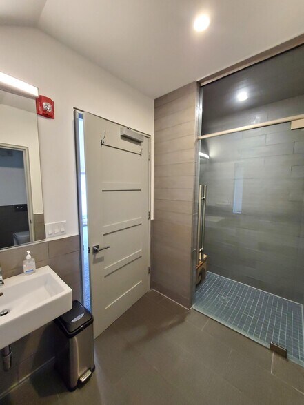 More Photos Of 59 Wilton Rd, Westport Office For Lease