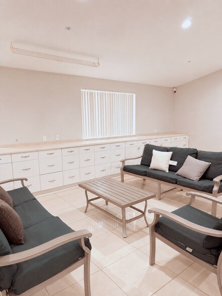 More Photos Of 11911-11913 Washington Blvd, Whittier Healthcare For Sale