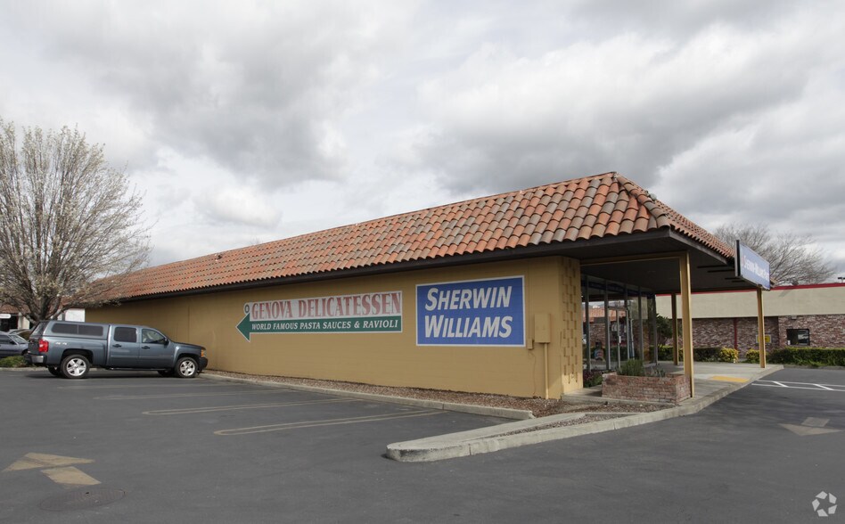 Primary Photo Of 1500 Trancas St, Napa General Retail For Lease