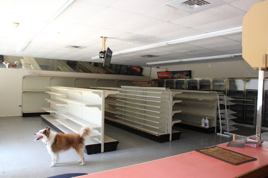 More Photos Of 6523 Harrietts Bluff Rd, Woodbine Freestanding For Sale