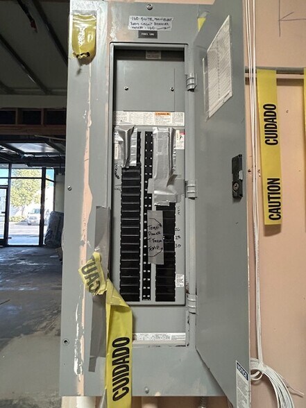 More Photos Of 31887 Corydon Rd, Lake Elsinore Warehouse For Lease