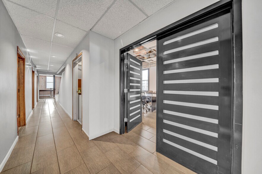 More Photos Of 333 E Channel St, Stockton Loft Creative Space For Sale