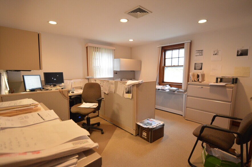 More Photos Of 441 County Road 513, Califon Office For Sale